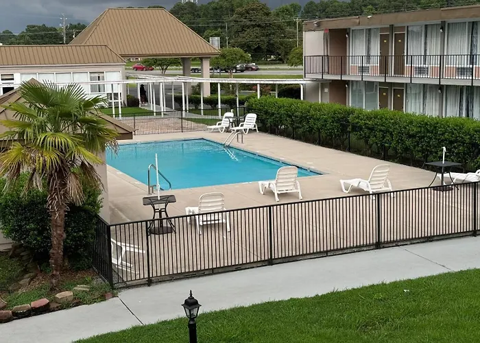 Days Inn By Wyndham Goldsboro