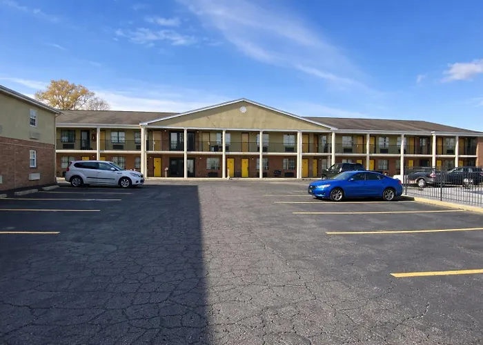 Days Inn By Wyndham Amherst Oh - Near Cleveland Cedar Point & Lake Erie