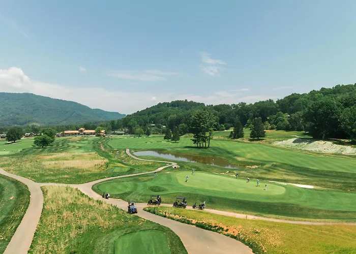 Waynesville Inn And Golf Club, Tapestry Collection By Hilton