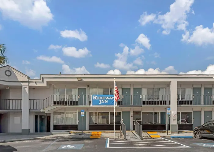 Rodeway Inn Orange Park - Jacksonville Near Naval Air Station