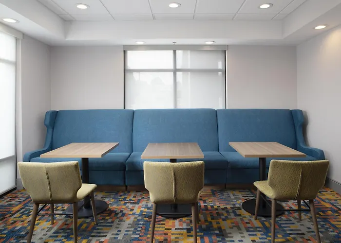 Hampton Inn Magnolia