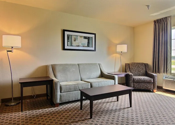 Cobblestone Inn & Suites - Harvey