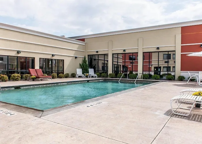 Quality Inn & Suites Mattoon South