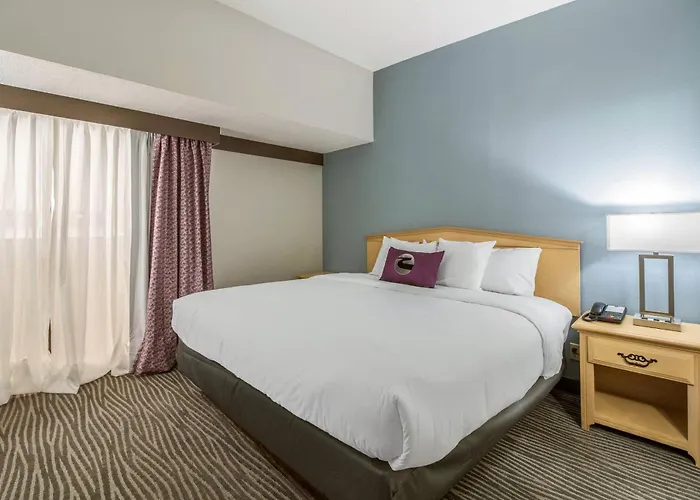 Clarion Hotel Jackson Northwest