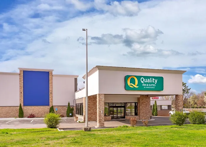 Quality Inn & Suites Chattanooga-East Ridge