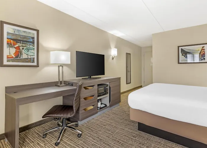 Best Western Holiday Lodge