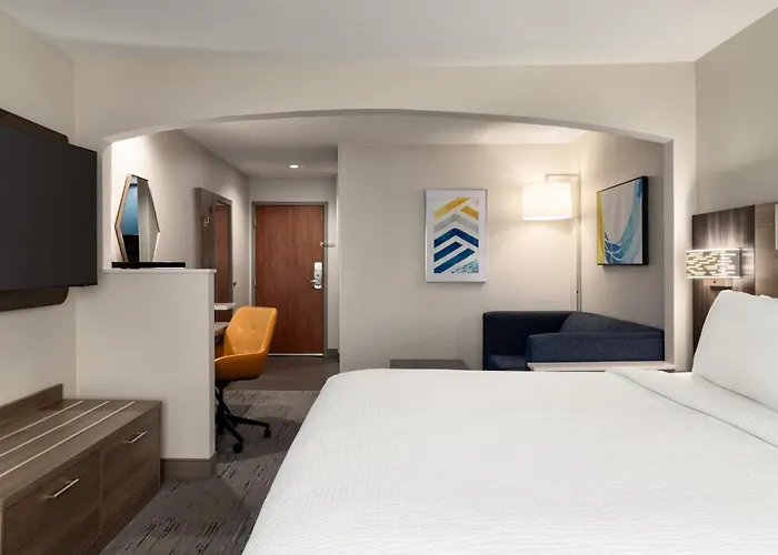 Holiday Inn Express Hotel & Suites Edmond By Ihg