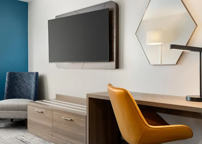 Holiday Inn Express Hotel & Suites Edmond By Ihg