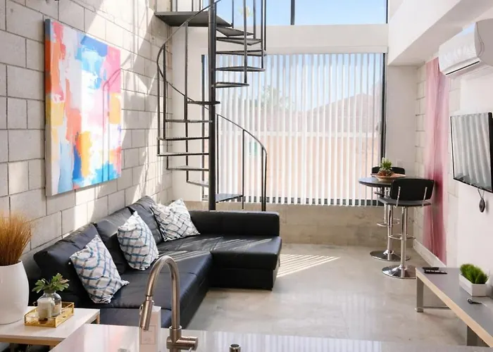 Casaviva Loft - Modern 2Br With Garage Parking, In-Unit Washer Dryer & Ada Access - Walk To Hillcrest, 5 Min To Gaslamp & North Park