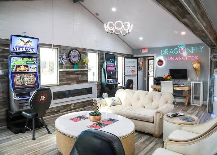 Dragonfly Inn & Suites