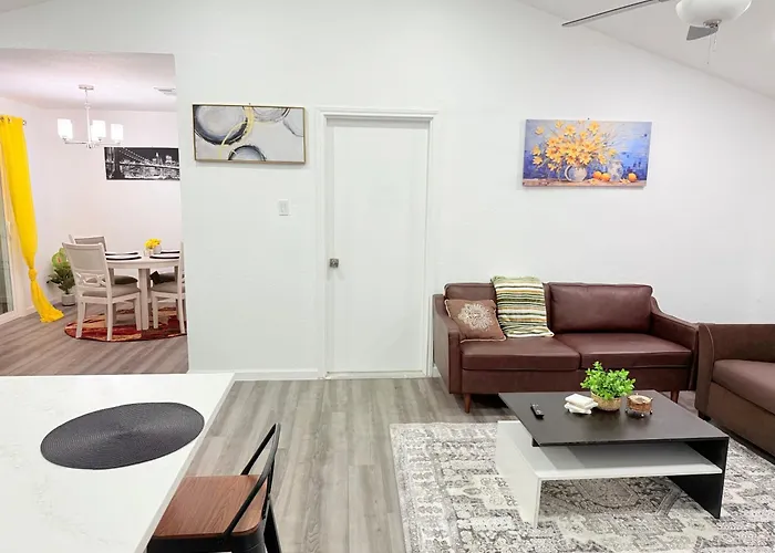 Cozy And Relaxing Home In Downtown Frisco