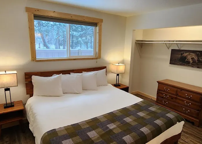 Beargrass Lodging & Rv Resort