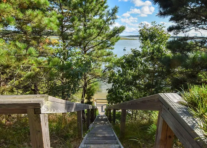 Waterfront Views Of Creek- Beach Access