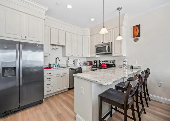 Hampton Beach Ocean Front Condo At The Surf