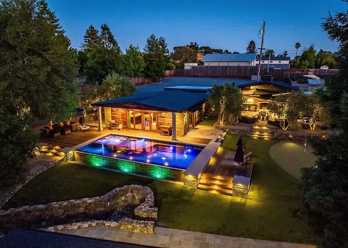 Villa With Pool, Hot Tub And Tastings Included