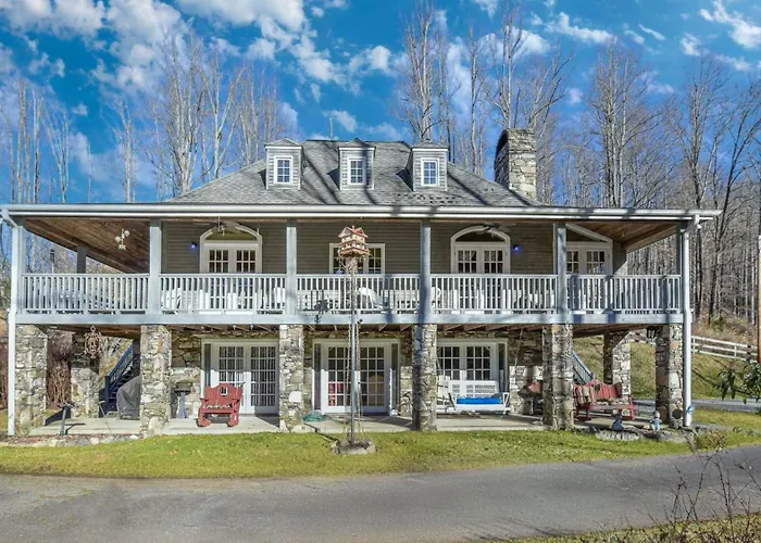 Hamersmith Hollow Retreat By Avantstay