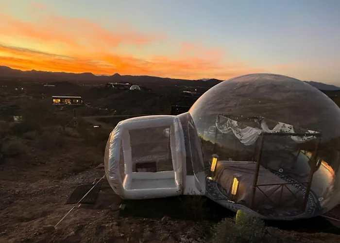 Desert Rain -Floating House