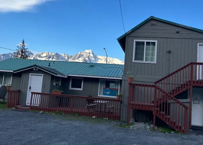 Halibut House Unit 3