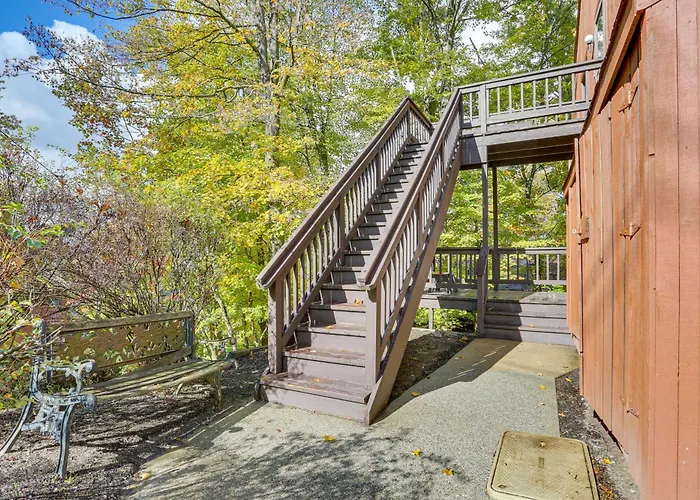 Mountain Creek Ski Condo With 2 Decks!