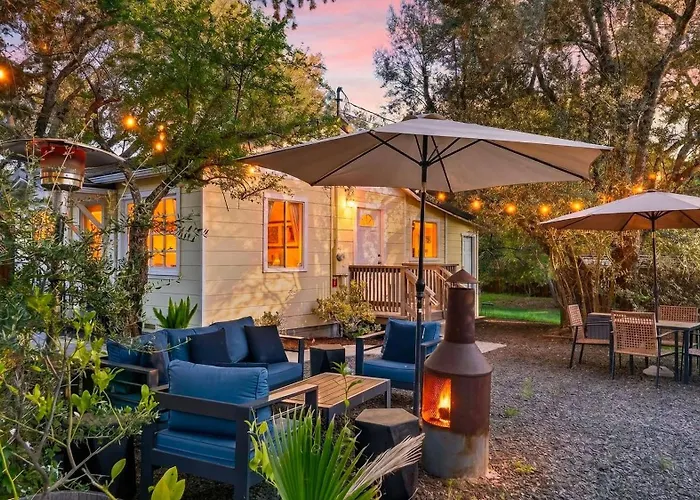 Grapevine Cottage By Avantstay