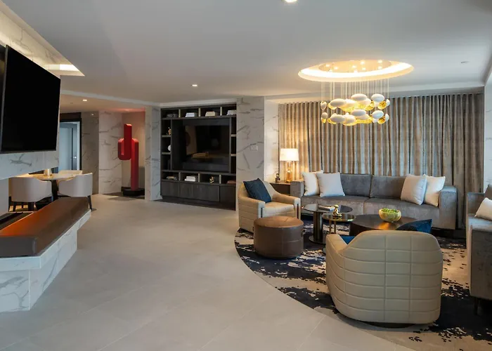 Live Casino & Hotel Louisiana, Curio Collection By Hilton