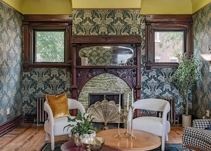 Akrons Werner House Historic 4 Bedroom Luxury