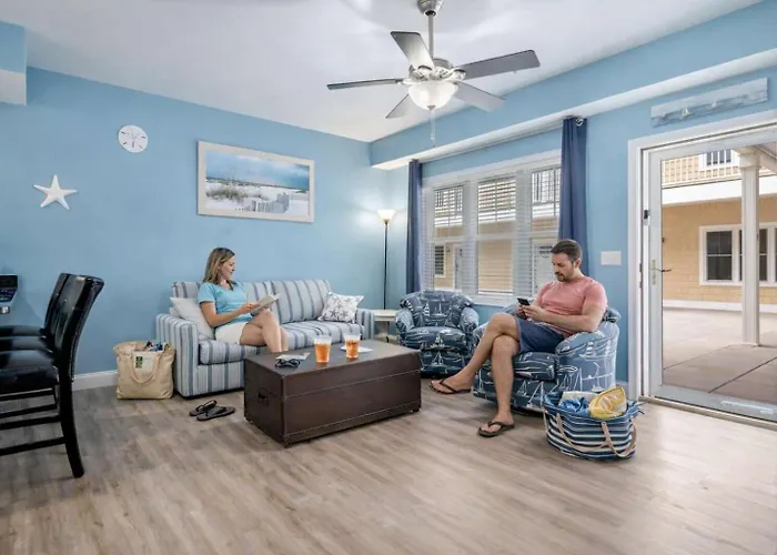 Harbor Hideaway 1 Block To Beach Ac