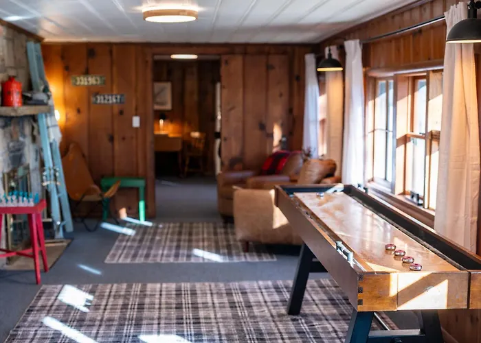 The Woodsman Lodge