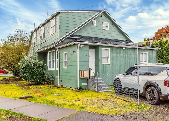 Modern Deluxe Kitchen, King Bed, Laundry, Dt Renton Close To Valley Med & Seatac