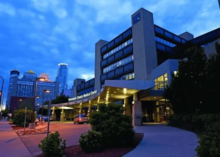 Luxury 1Bd Gym Rooftop Street Parking By Dt Umn