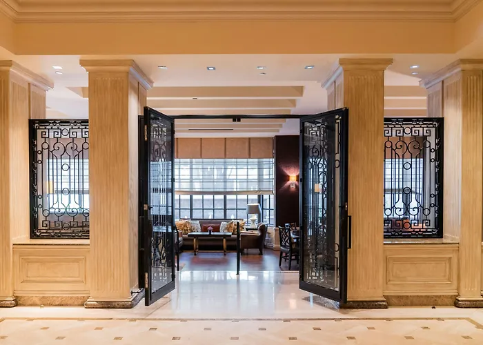 Houston Grand Hotel - River Oaks