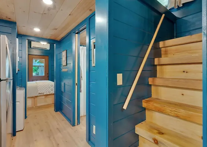 Pops Cabin Lookout Mountain Luxury Tiny Home