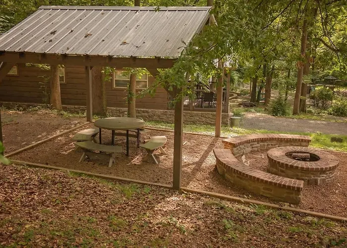 Peggers Cabin Luxury Rustic Tiny Cabin Spa