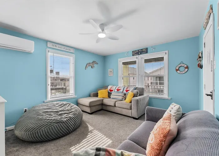 Renovated Wildwood Condo | Near Beach, Boardwalk & Attractions