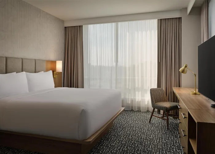 Doubletree By Hilton Greenville Airport