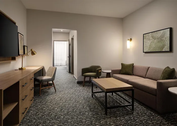 Doubletree By Hilton Greenville Airport