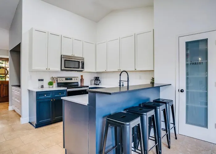 Hearth And Haven Retreats - Mckinney