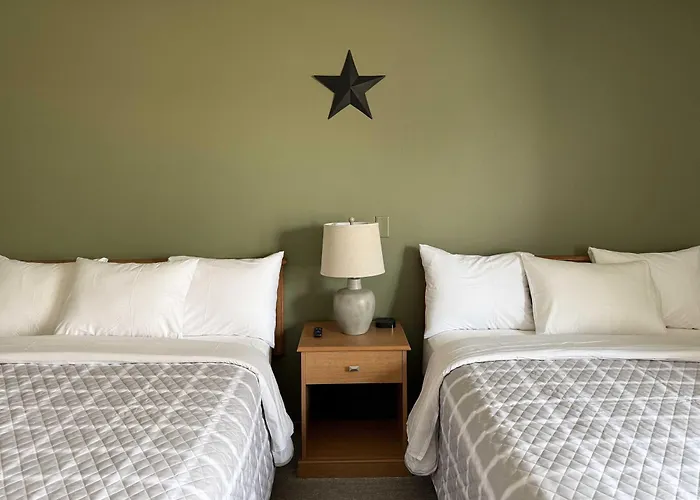 The Trail Inn - Amana, Ia - Main Amana Colony
