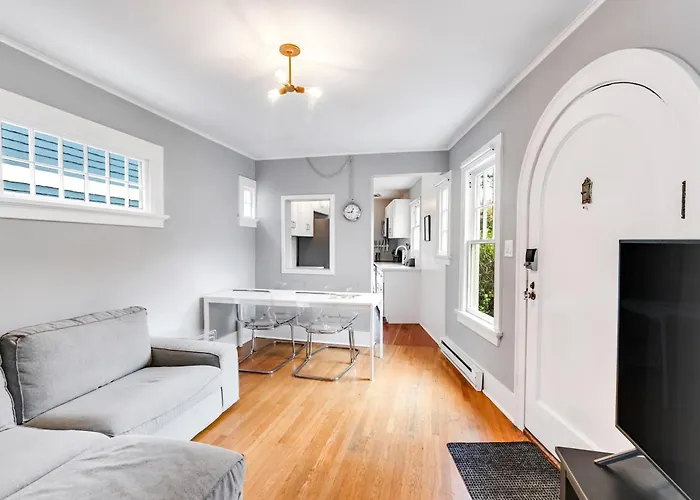 Montlake Hideaway In Spite House