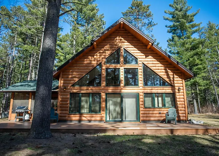 Secluded Luxury Lodge On Birch Lake Near Ely, Sleeps 15, Large Stone Fireplace Cb14
