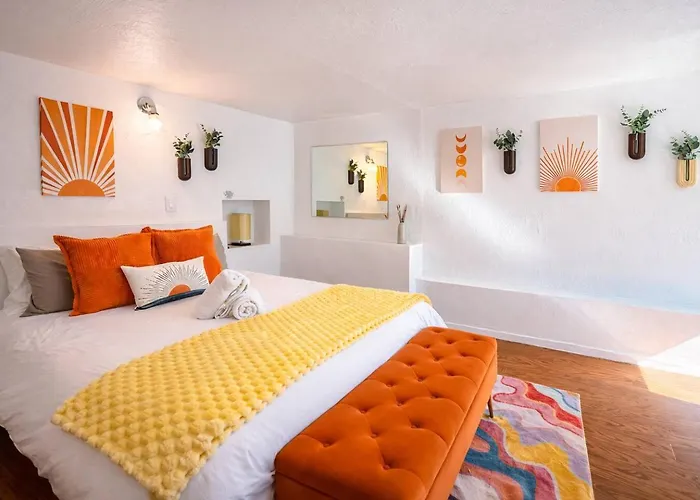 Cozy And Private Berkeley Hills Studio Suite