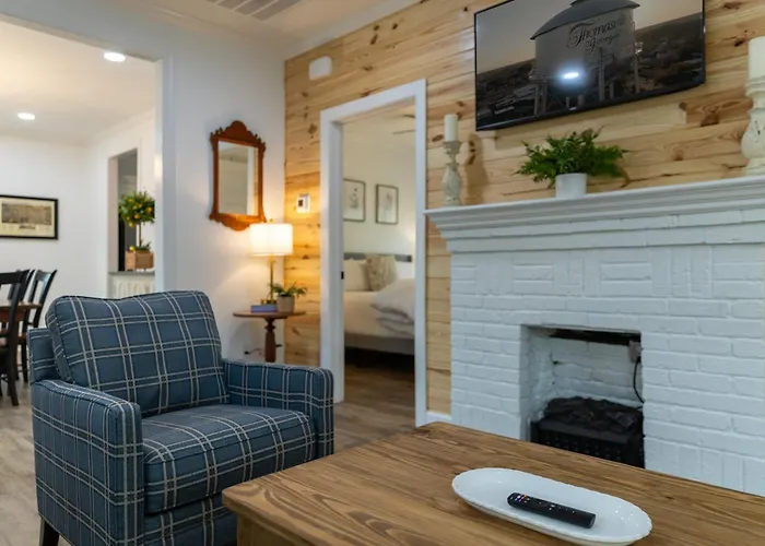 Mimosa Cottage - Thomasville Charm