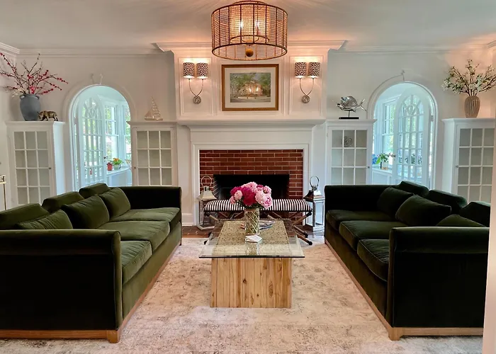 Buttonwood Hotel 1 - Boutique Accommodations