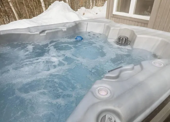 Multi-Family Retreat | 20M To Lincoln | 2 Hot Tubs