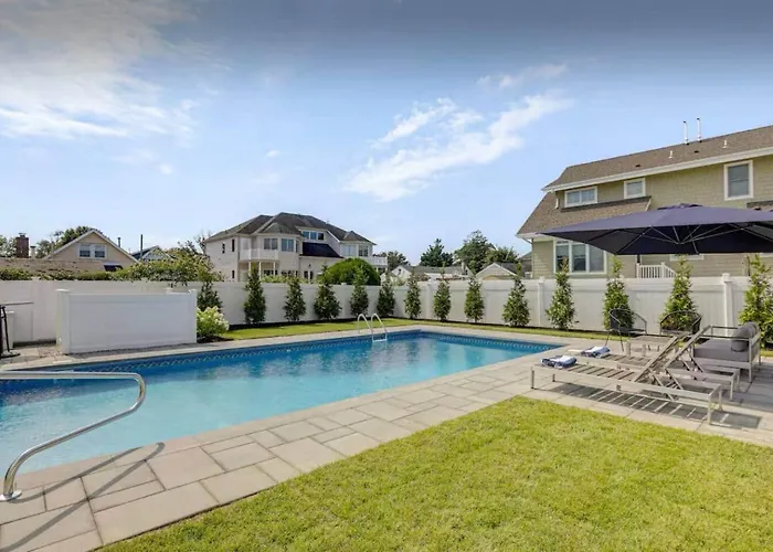 Lux Home - 6Bed/4Bath, Pool, Mins To Beach And Dt