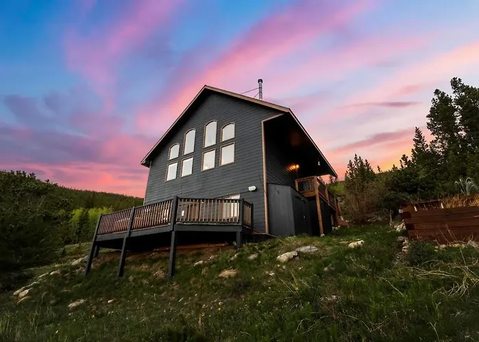 Family Mountain Getaway W Hot Tub And Amazing Views! Close To Hiking & Skiing