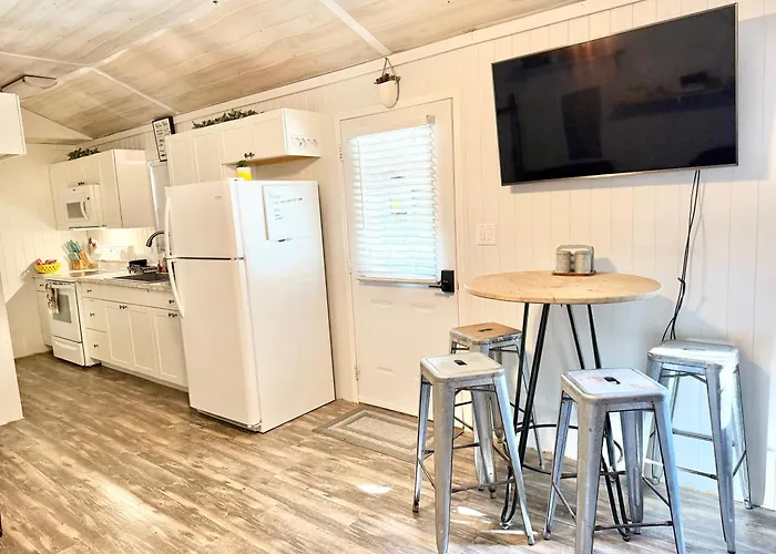 Longhorn Casita- 3 Miles From Bandera