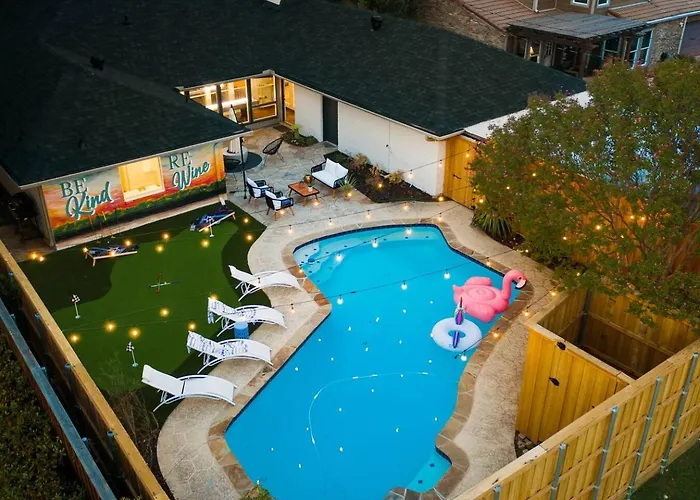 Lux Pool & Hot Tub Oasis, Game Room, Sleeps 12