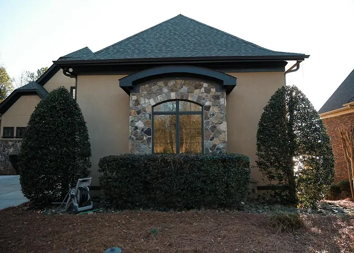 Private Luxury Estate On Lake Wylie