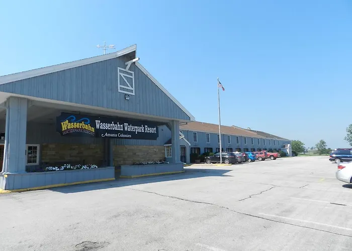 Ramada By Wyndham Williamsburg And Wasserbahn Waterpark